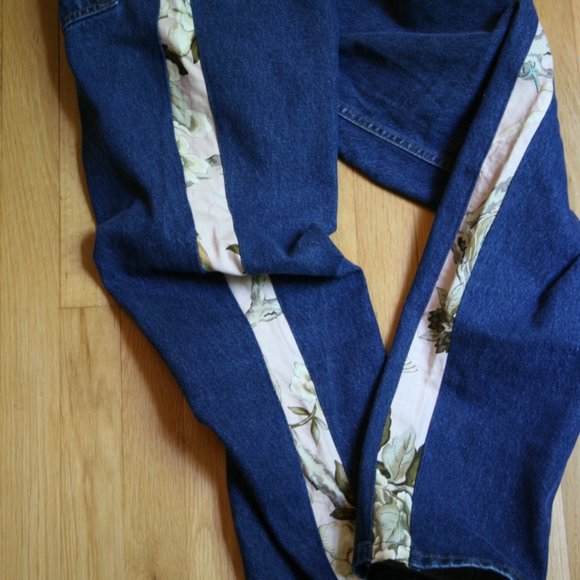 Embellished Jeans - Levi's 517 Size 34W - Picture 3 of 4